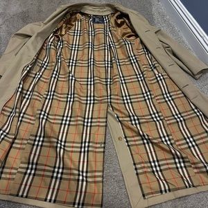 COPY - Vintage men trench coat has some small stains